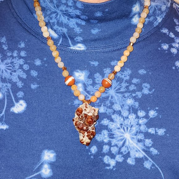 One of Kind Necklace Spessartine Garnet, Vintage-Made Carnelian - Picture 5 of 5